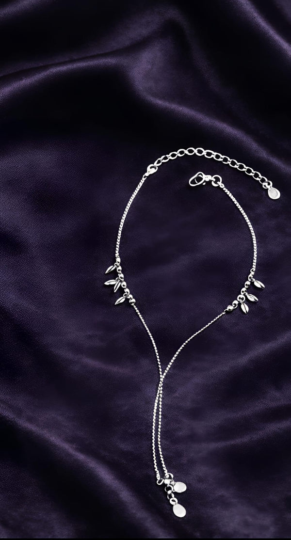 Celestia Leaf Drop Anklet