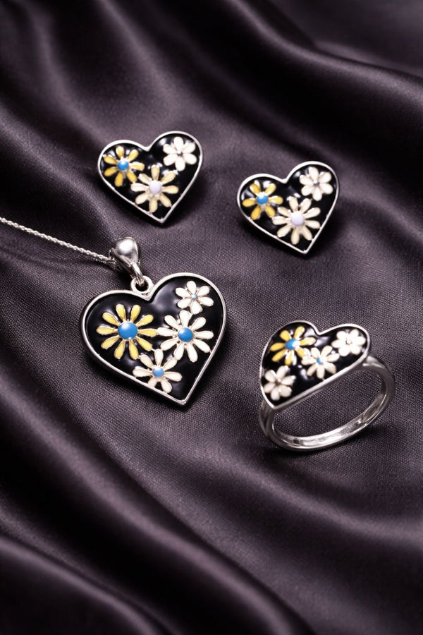 Midnight Daisy Heart Set